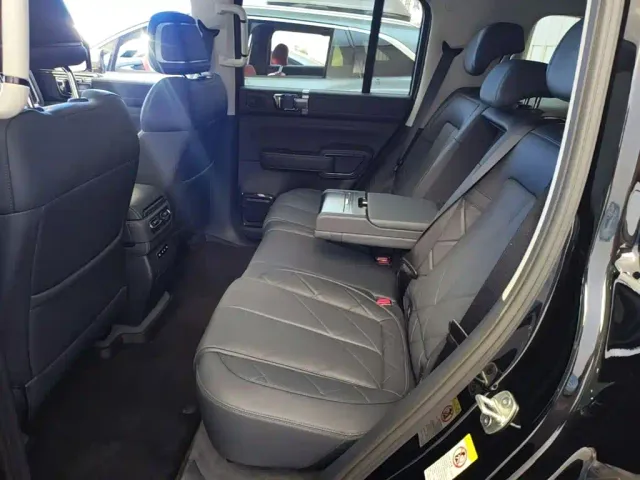 BYD FangChengBao Leopard 5 — Фото автомобиля 16