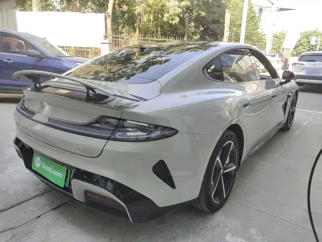 Xiaomi SU7 — Фото автомобиля 6
