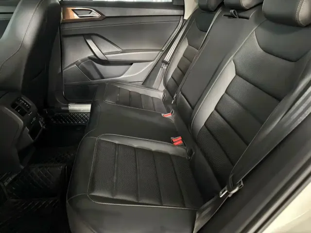 Volkswagen Tharu — Фото автомобиля 9