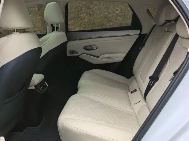 BYD Qin L — Фото автомобиля 14