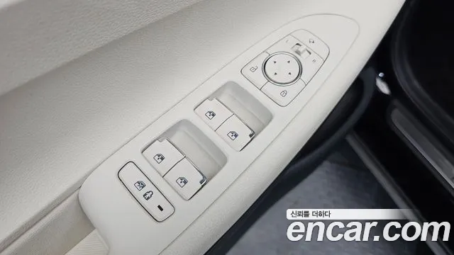 Hyundai Grandeur (New) Hybrid — Фото автомобиля 28