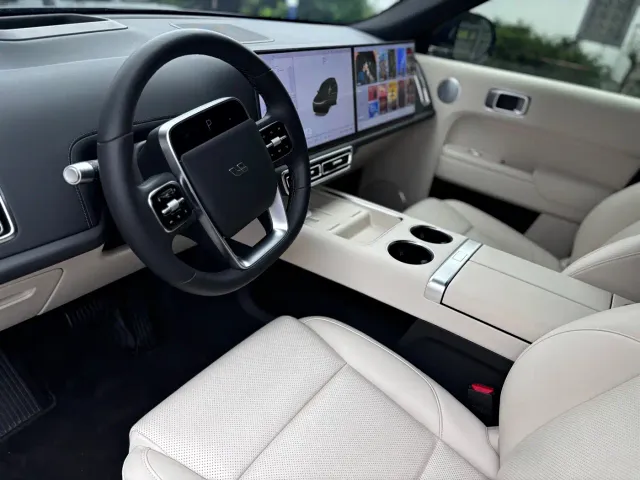 Li Auto L9 — Фото автомобиля 8