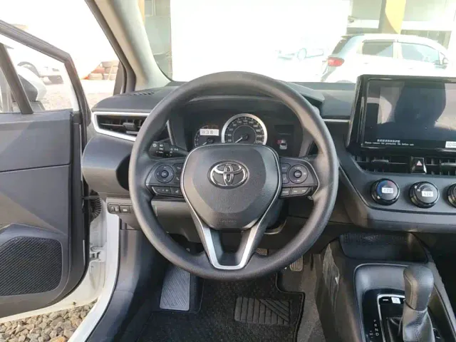 Toyota Corolla — Фото автомобиля 10