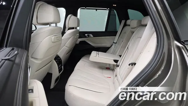 BMW X5 xDrive 40i M Sport — Фото автомобиля 12