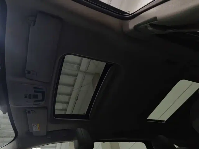 Toyota Granvia — Фото автомобиля 14