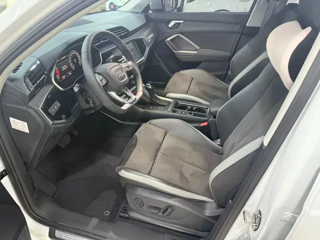 Audi Q3 — Фото автомобиля 4