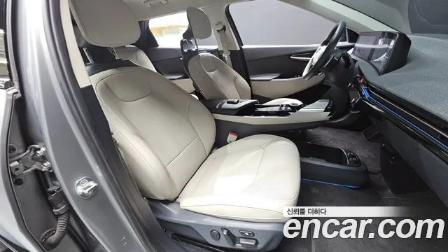 Kia EV6 — Фото автомобиля 11