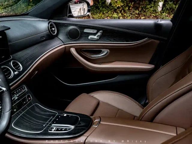 Mercedes-Benz E-Class — Фото автомобиля 7