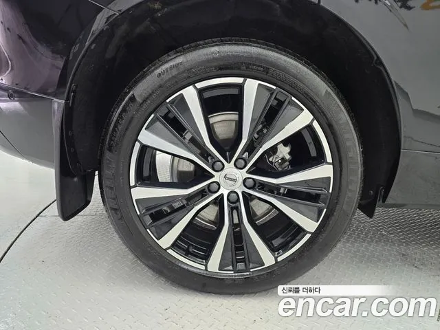 Volvo XC60 2nd Gen — Фото автомобиля 5