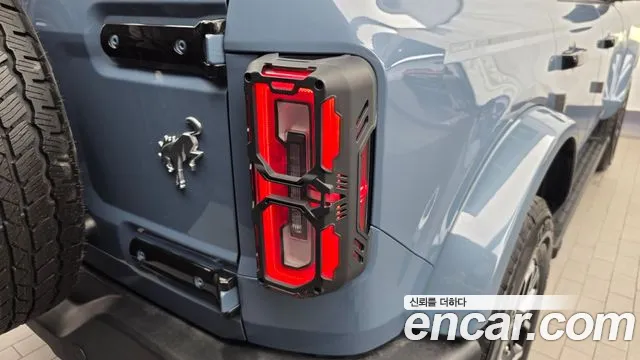 Ford Bronco — Фото автомобиля 23