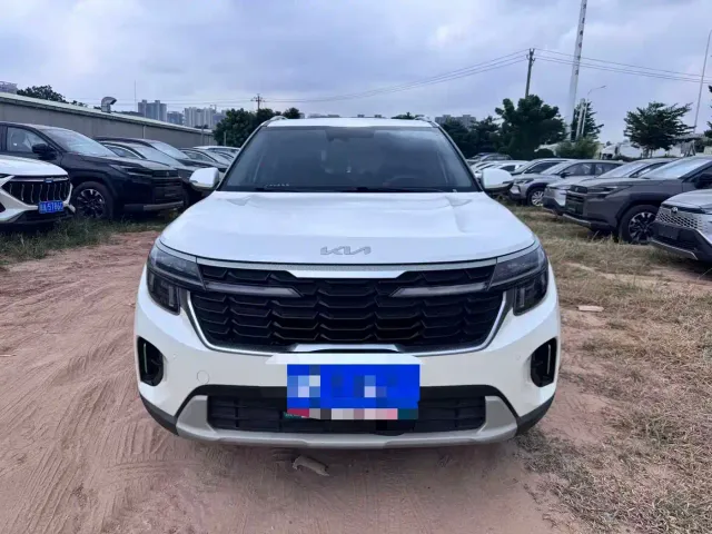 Kia Seltos — Фото автомобиля 2