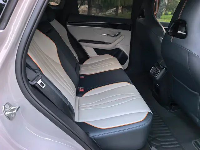 BYD Song PLUS — Фото автомобиля 9