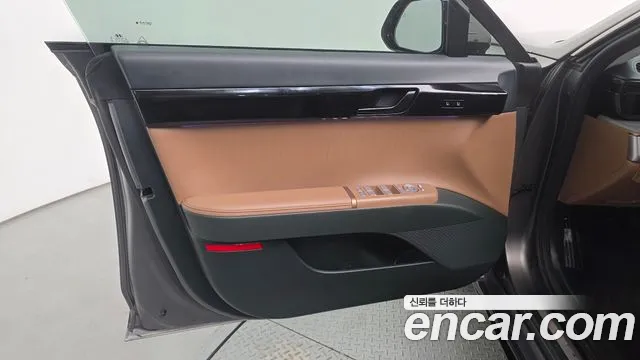 Hyundai Grandeur GN7 — Фото автомобиля 13
