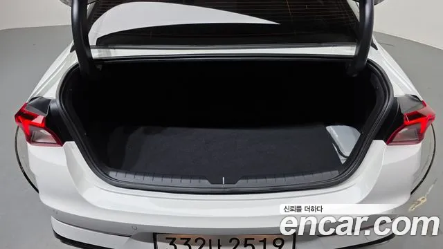 Kia K5 K5 3 поколение 2.0 LPI(Для проката) — Фото автомобиля 18