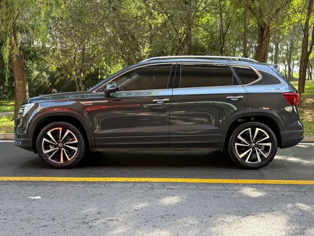 Volkswagen Tharu — Фото автомобиля 2