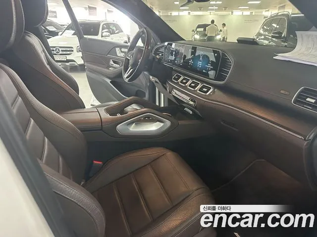 Mercedes-Benz GLS-Class — Фото автомобиля 13