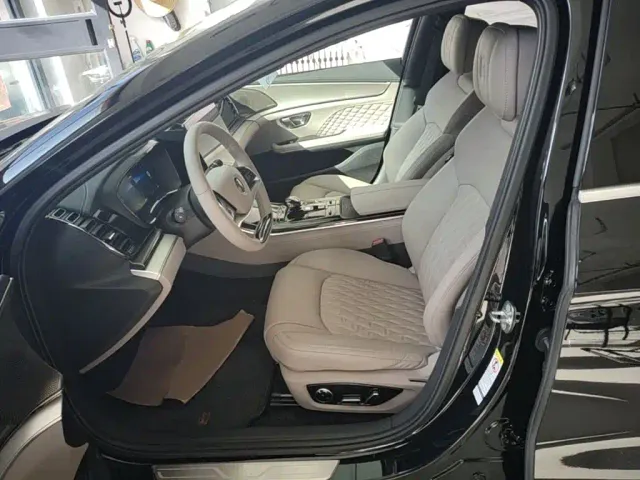 BYD Han — Фото автомобиля 14