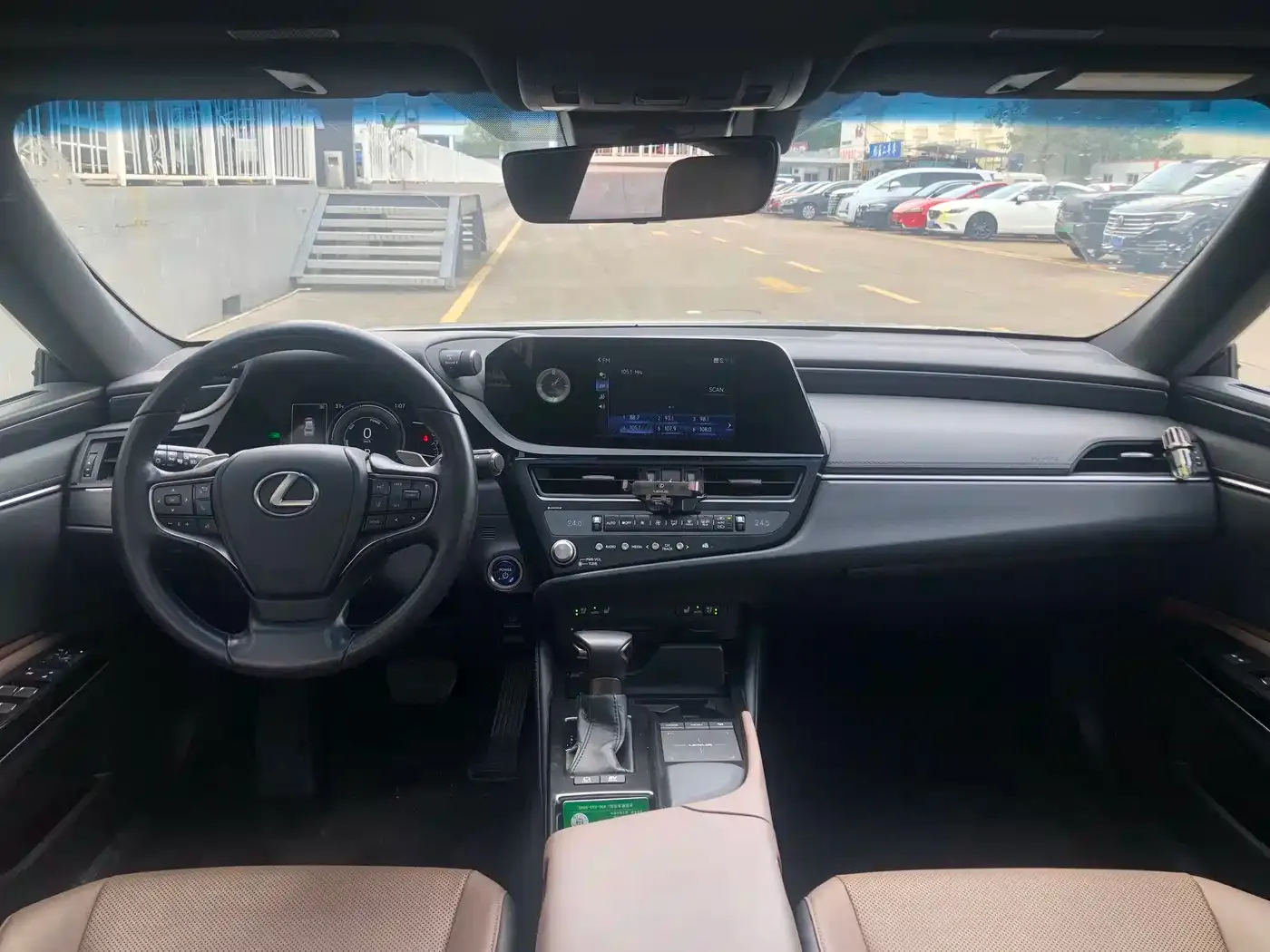 Lexus Lexus ES 2021 300h Luxury Edition — Фото автомобиля 13