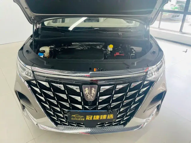 Roewe iMAX8 — Фото автомобиля 2