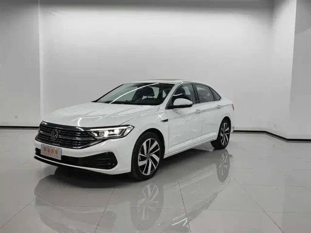 Фотография автомобиля — Volkswagen Sagitar