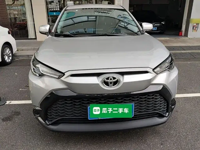 Toyota Frontlander — Фото автомобиля 2