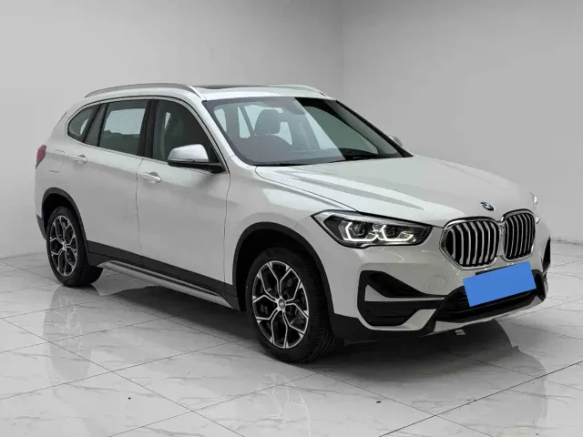 BMW X1 — Фото автомобиля 3
