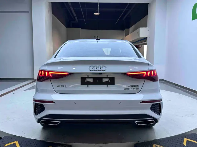 Audi A3 — Фото автомобиля 4