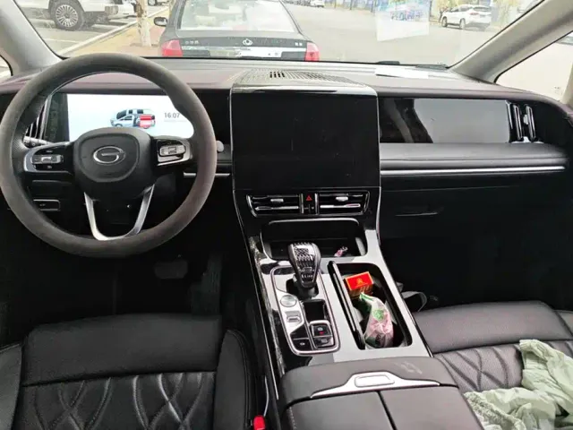 GAC Trumpchi M8 — Фото автомобиля 12