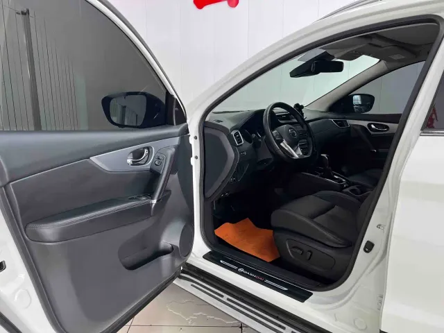 Nissan Qashqai — Фото автомобиля 7