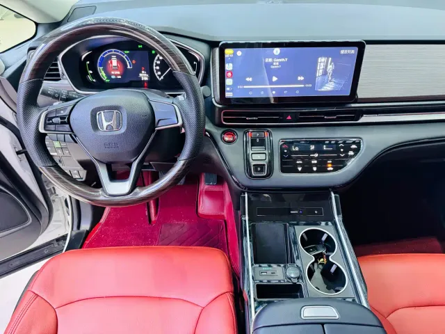 Honda Odyssey — Фото автомобиля 10