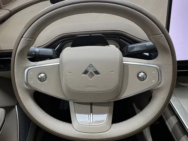 GAC Hyptec HT — Фото автомобиля 13