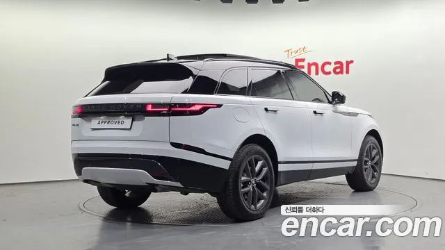 Land Rover Range Rover Velar — Фото автомобиля 2