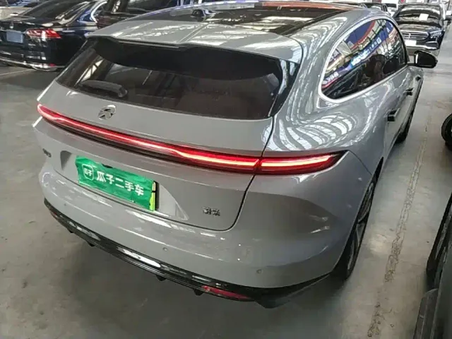 Nio ET5 Touring — Фото автомобиля 6