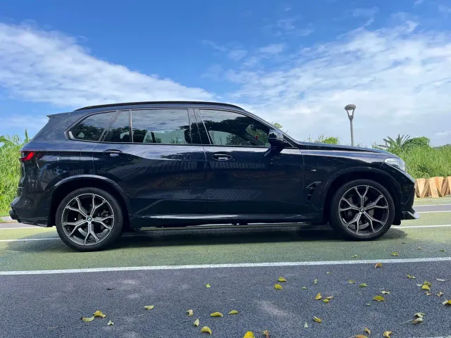 BMW X5 — Фото автомобиля 7