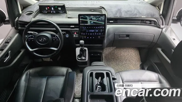 Hyundai Staria Staria 4WD Tourer 9 мест — Фото автомобиля 7