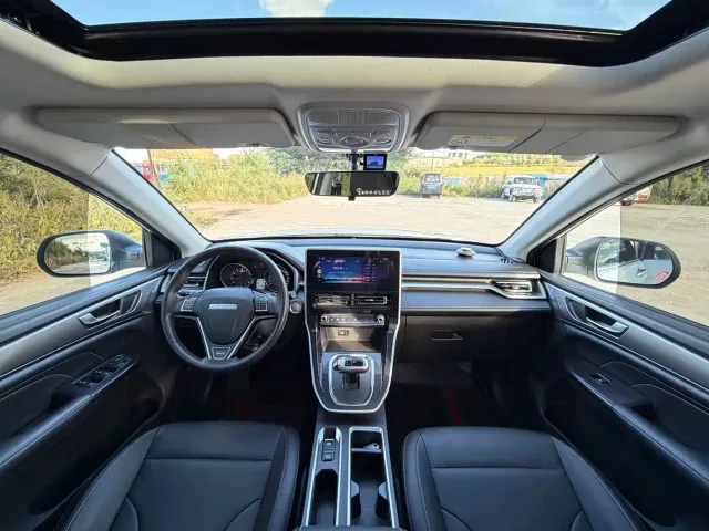 Haval M6 — Фото автомобиля 4