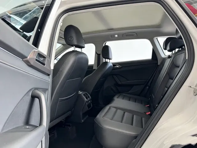 Volkswagen Tharu — Фото автомобиля 11