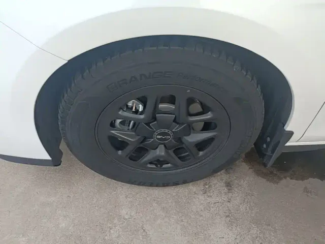 BYD Seal 05 DM-i — Фото автомобиля 22