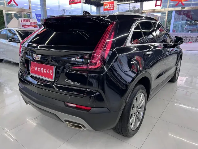 Cadillac XT4 — Фото автомобиля 6