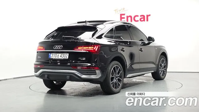 Audi Q5 40 TDI quattro Sportback Premium — Фото автомобиля 2
