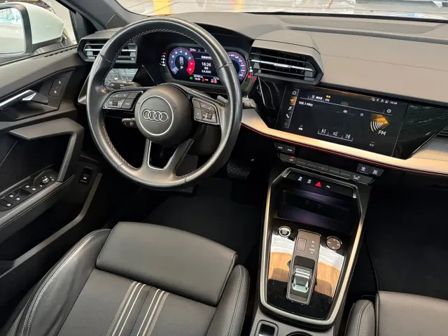 Audi A3 — Фото автомобиля 12