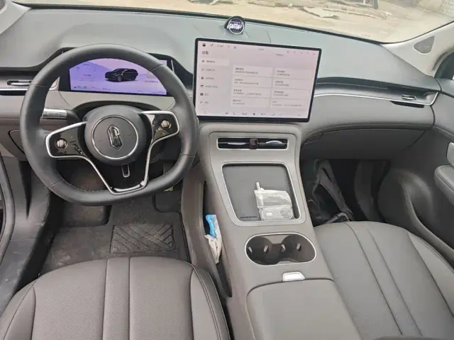 Shangjie SUV — Фото автомобиля 13