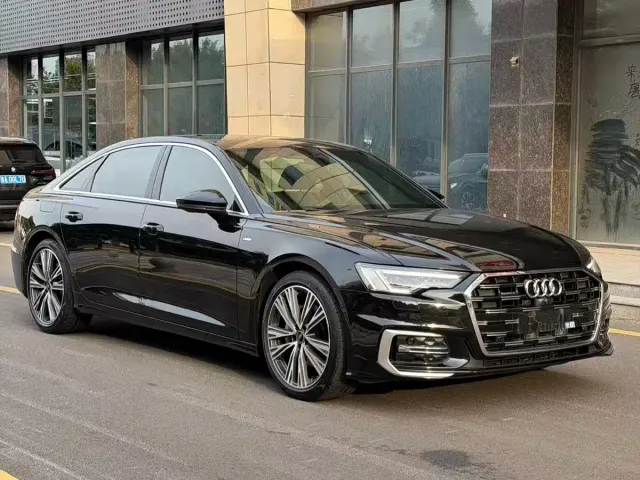 Audi A6L — Фото автомобиля 3