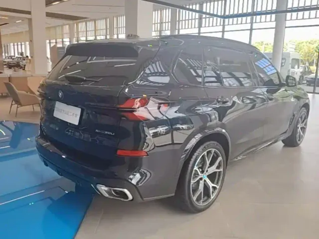 BMW X5 — Фото автомобиля 6