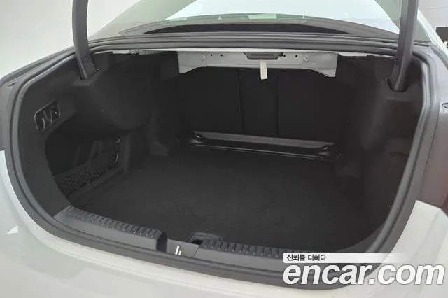 Mercedes-Benz E-Class E-класс W214 E300 4MATIC Exclusive — Фото автомобиля 11