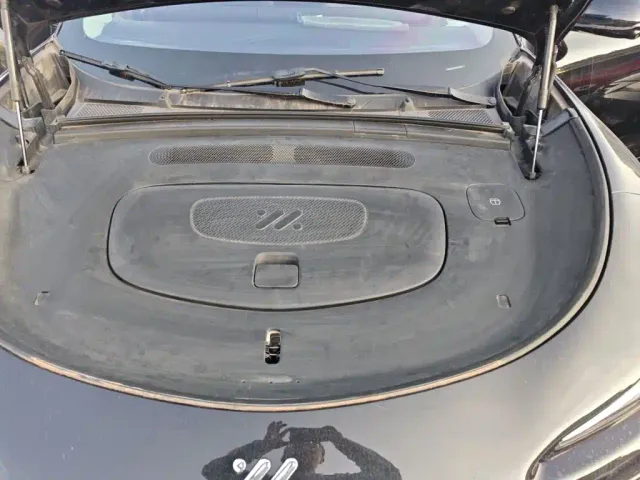 IM Motors LS6 — Фото автомобиля 16