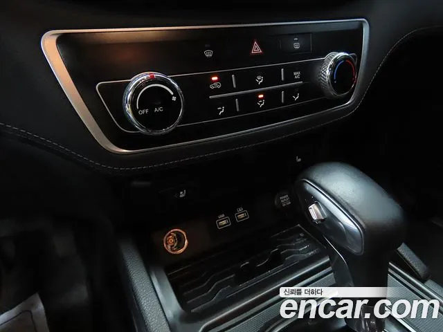 KG_Mobility_Ssangyong Rexton Новый Rexton Sport Khan Дизель 2.2 2WD — Фото автомобиля 12
