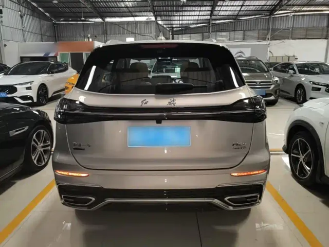 Hongqi HS5 — Фото автомобиля 5