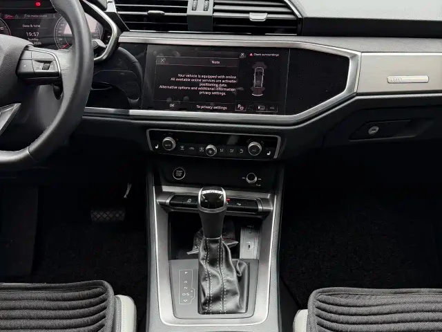 Audi Q3 — Фото автомобиля 13