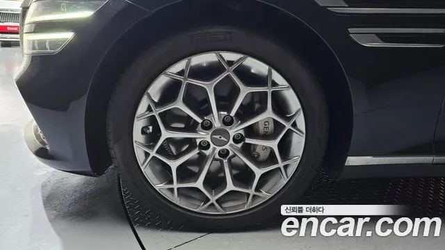 Genesis G80 Бензин 2.5 турбо AWD — Фото автомобиля 5